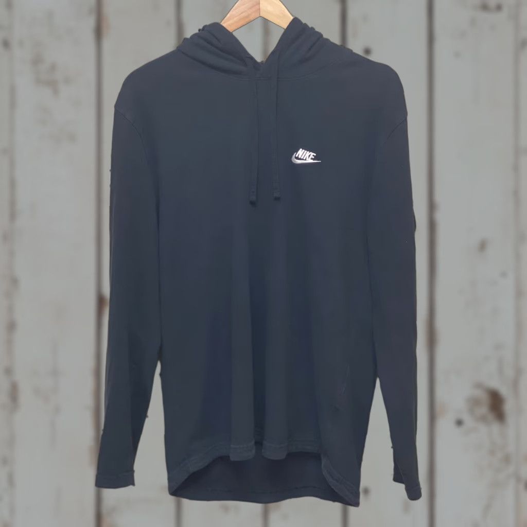 Nike NIKE HOODIE L Mens NAVY BLUE PULLOVER Sweatshirt with Swoosh Travis Scott Logo Embroidered Pullover Basketball Style Size US L / EU 52-54 / 3 - 1 Thumbnail