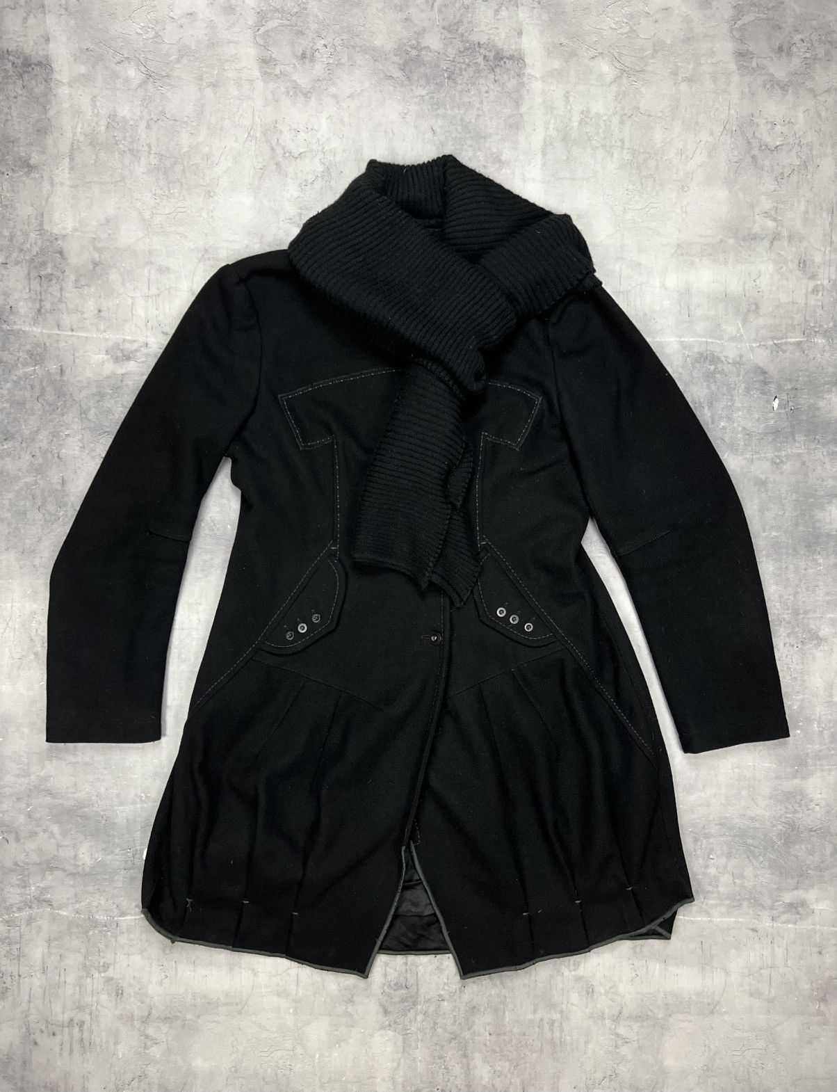 Marithe + Francois Girbaud Marithe Francois Girbaud womens wool coat scarf neck size L Size L / US 10 / IT 46 - 1 Thumbnail
