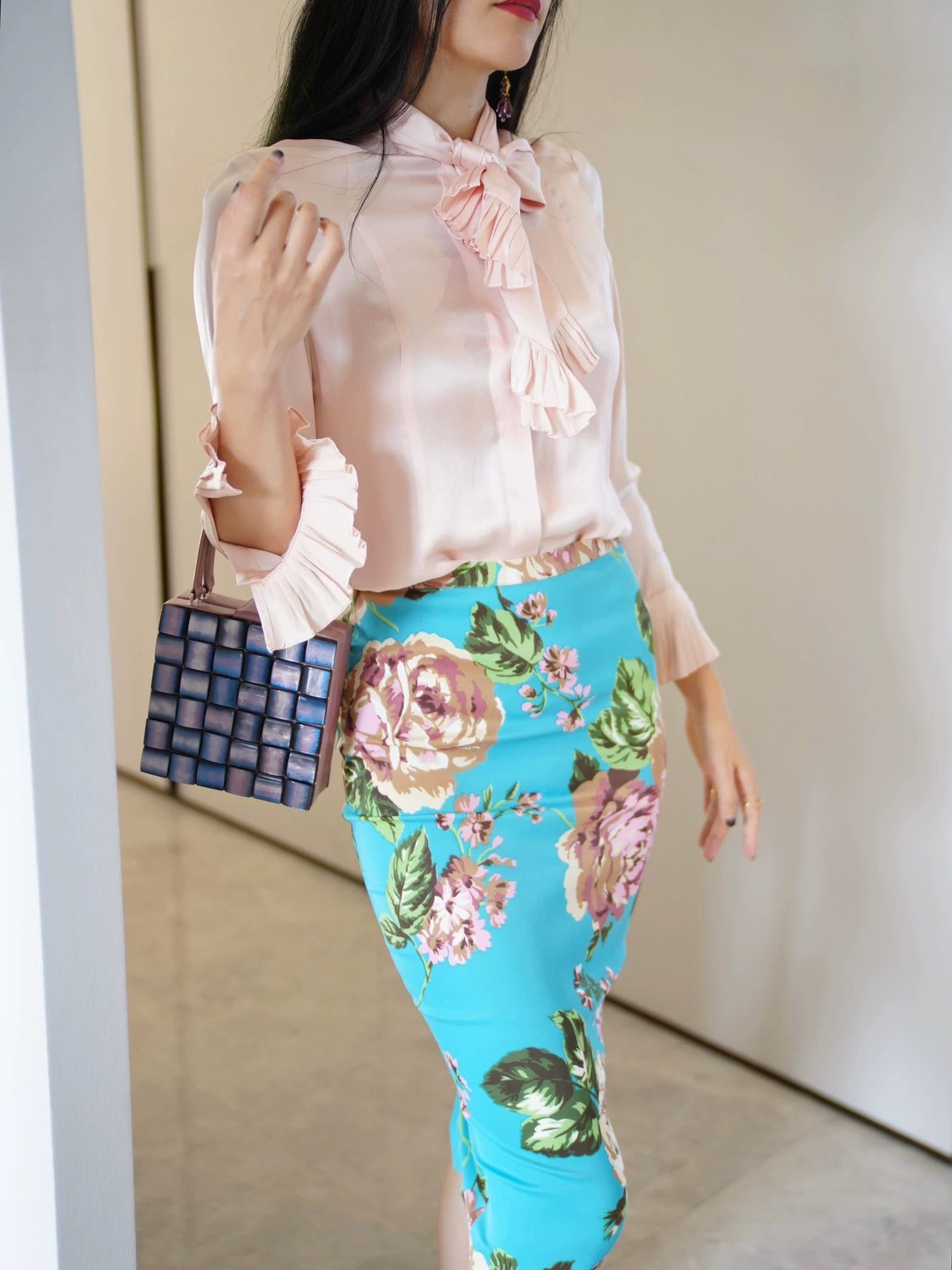Dolce & Gabbana D&G Blue Floral Skirt IT38 S Size 26" / US 2 / IT 38 - 3 Thumbnail
