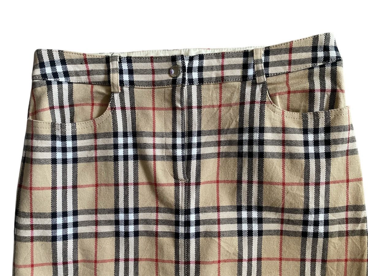 Burberry Vintage Burberry Nova Check Midi Skirt Size 26" / US 2 / IT 38 - 3 Thumbnail