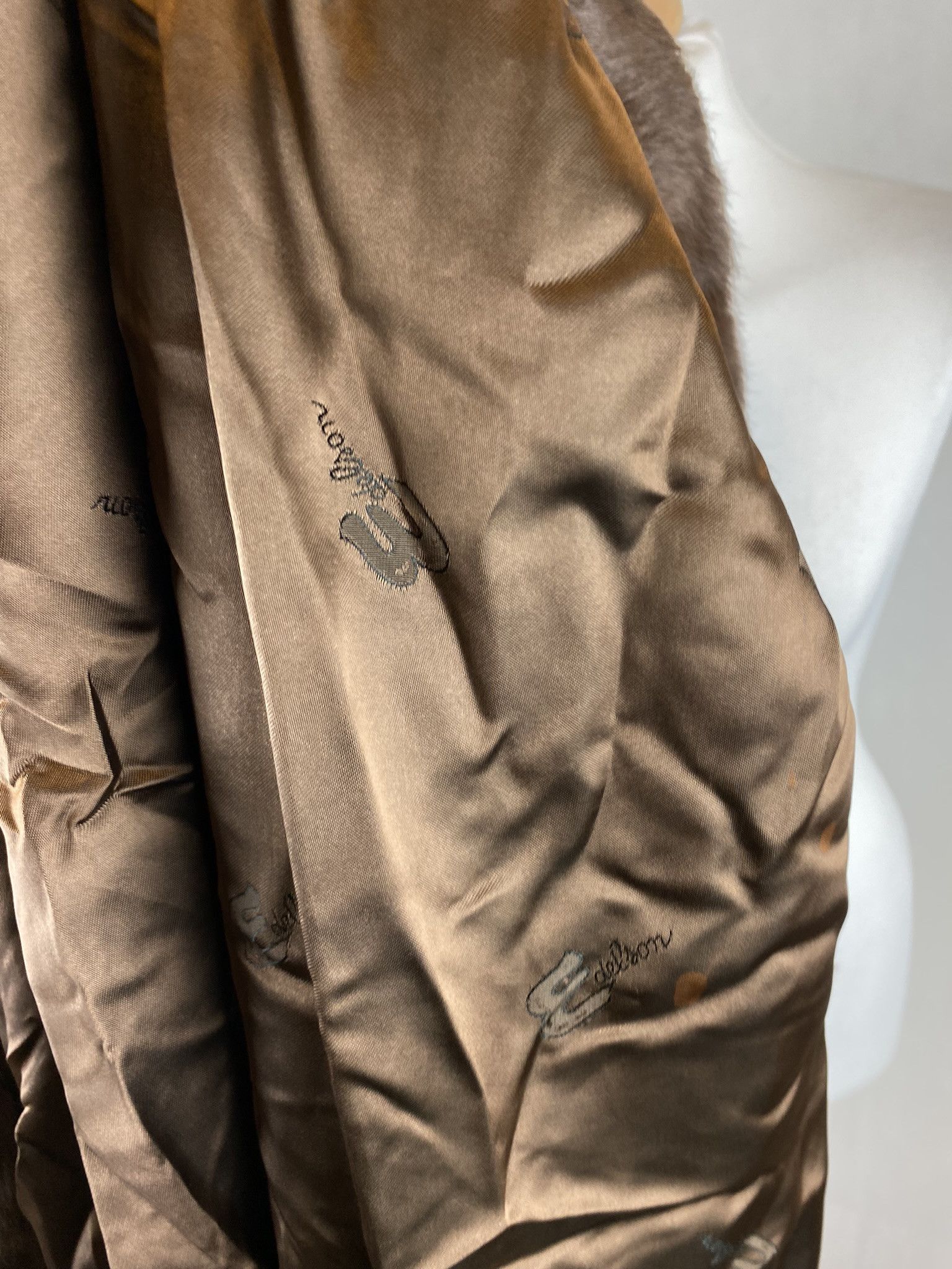 Designer × Vintage fur perfect for winter great quality avant garde style Size L / US 10 / IT 46 - 12 Thumbnail