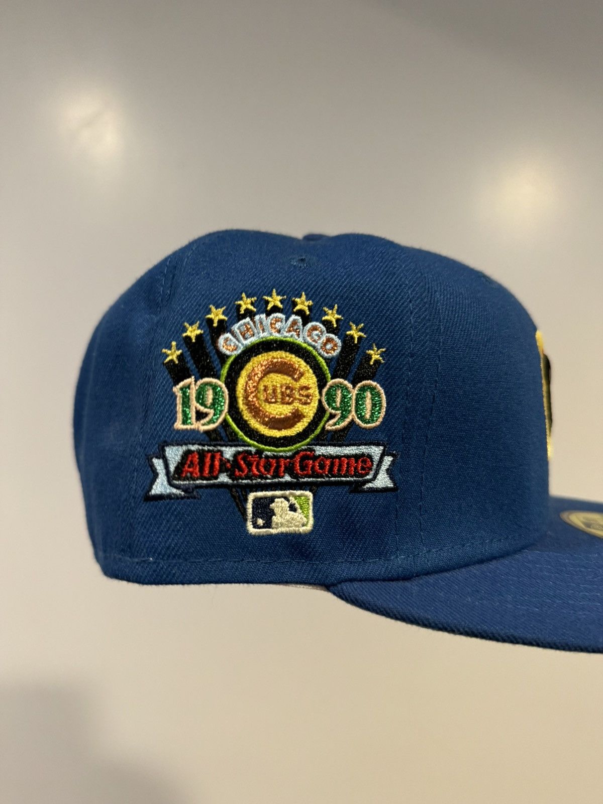 MLB × MyFitteds × New Era Myfitteds Exclusive Chicago Cubs Seal Of The City Size 7 3/8 Size ONE SIZE - 3 Thumbnail
