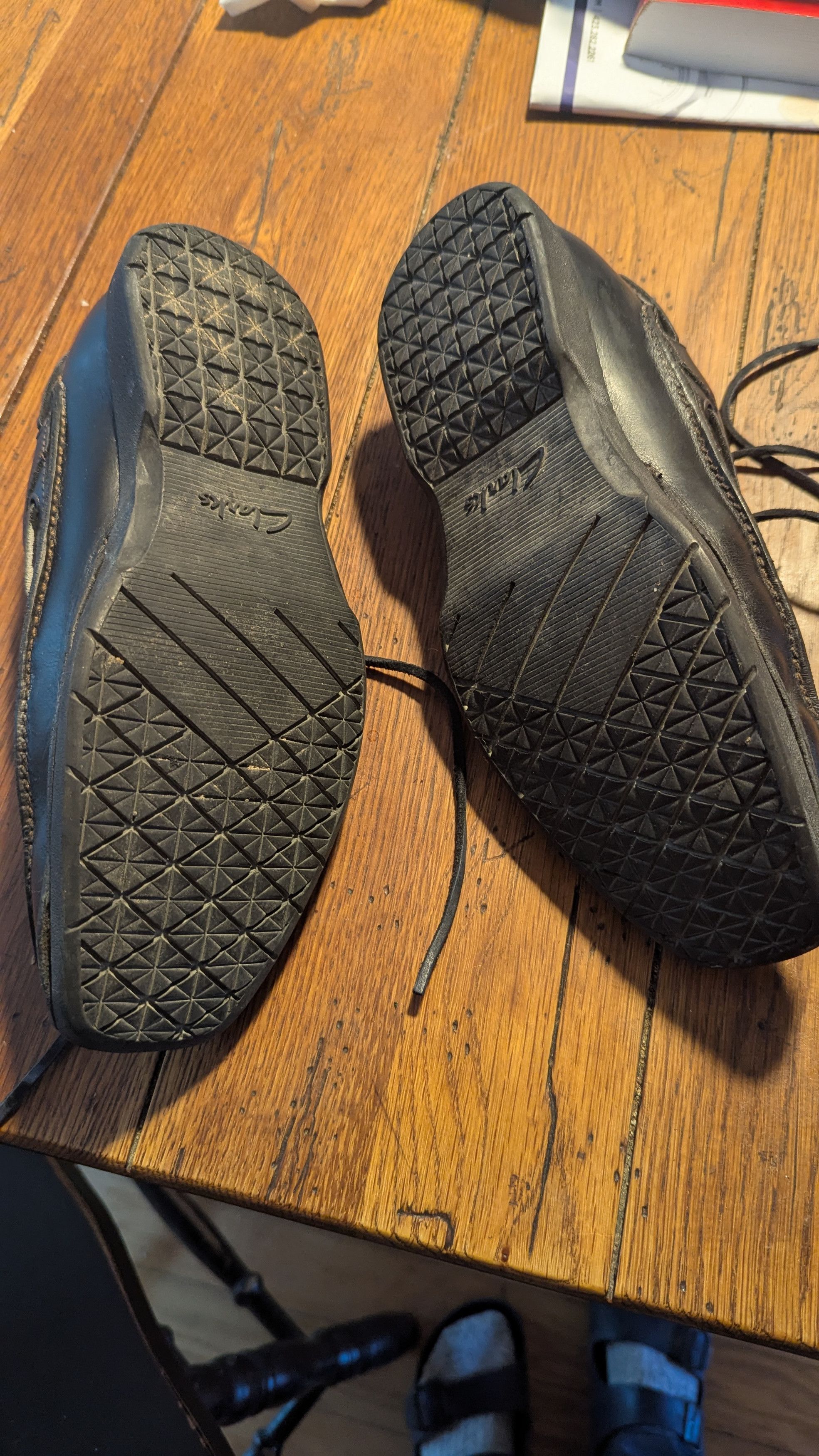 Clarks Shoes Size US 9 / EU 42 - 4 Thumbnail