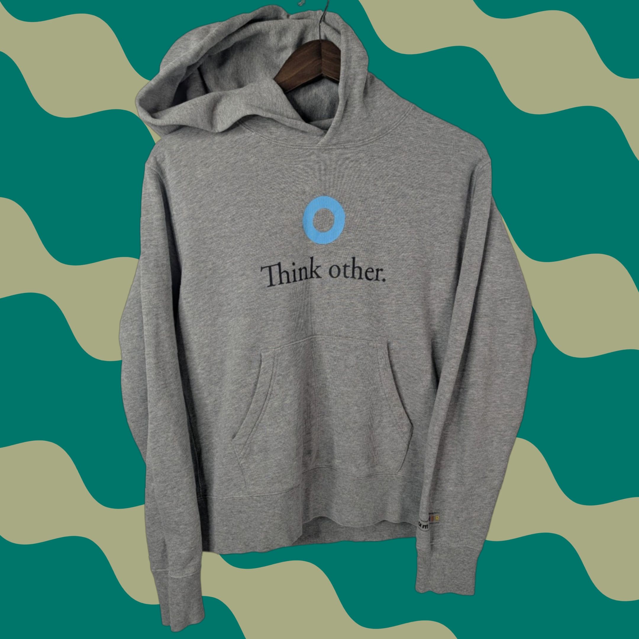 Uniqlo **Uniqlo x Pharrell Williams Gray Pullover Hoodie Size XS** User: Vintage Uniqlo x Pharrell Williams Gray Pullover Hoodie Size XS Size US XS / EU 42 / 0 - 1 Thumbnail
