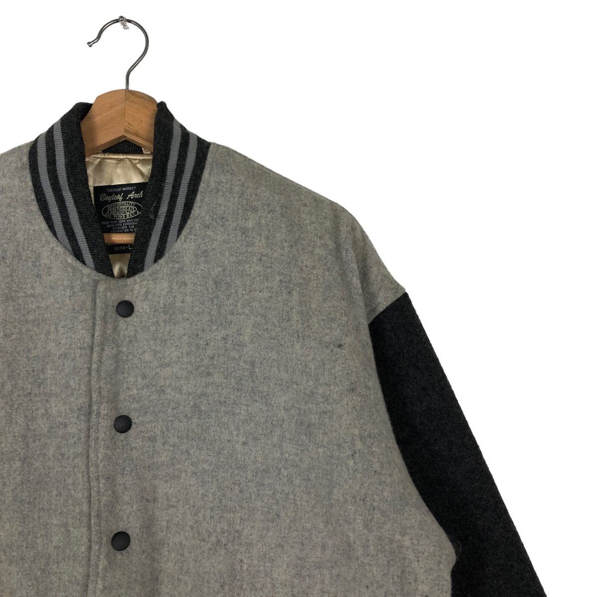 Japanese Brand 🔥90’s Vintage Varsity Jacket Bayleaf Arch Big Wing Bay.A Size US L / EU 52-54 / 3 - 6 Thumbnail