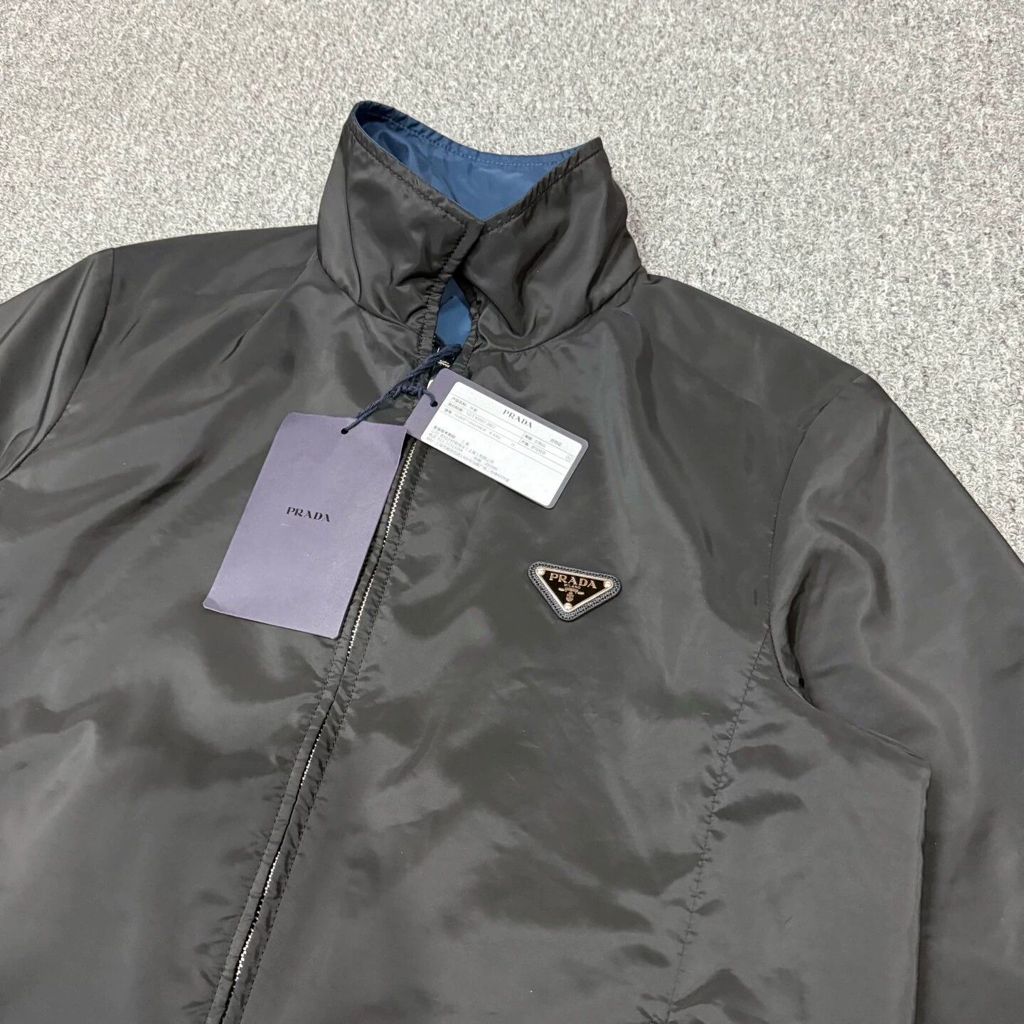 Prada Prada Double Sided Triangle Logo Nylon Jacket 48 Size US M / EU 48-50 / 2 - 3 Thumbnail