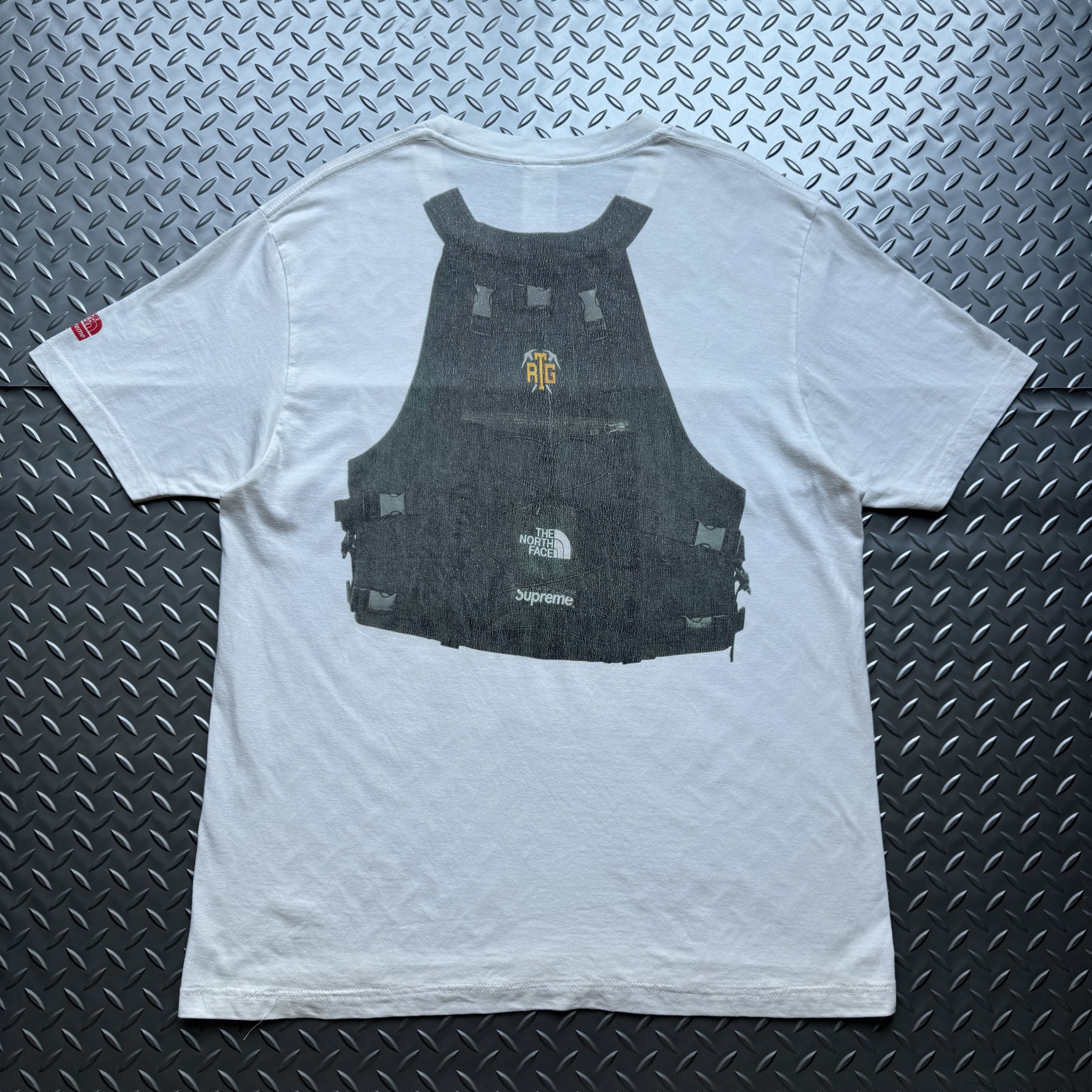 Supreme × The North Face Supreme x The North Face Vest Print Tee Size US XL / EU 56 / 4 - 5 Thumbnail