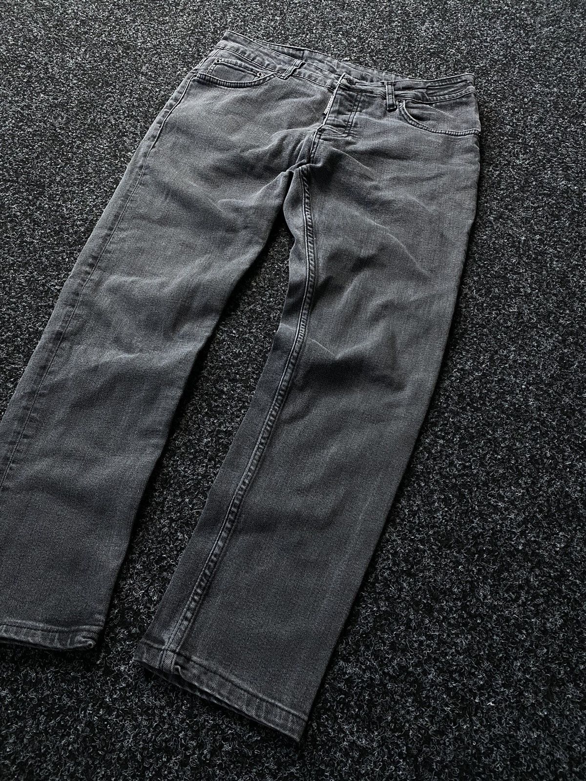 Dsquared2 Dsquared2 Distressed Denim pants Jeans Made In Italy 🇮🇹 Size US 31 - 3 Thumbnail