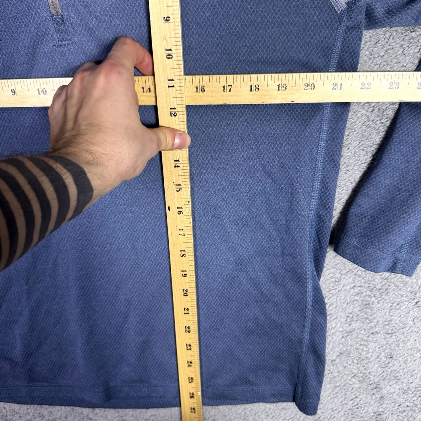 Ariat Ariat Tek Cold Series Mens L 1/4 Zip Pullover Fitted Sweatshirt Workwear Utility Blue Logo Solid 1/4 Zip Pullover Mens Size US L / EU 52-54 / 3 - 6 Thumbnail