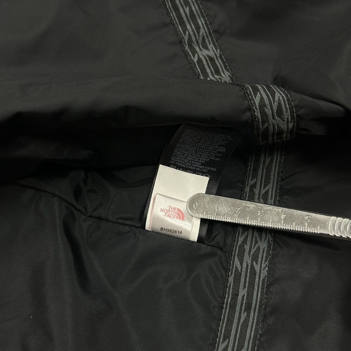 Supreme × The North Face Supreme The North Face TNF Jacket Night Summit 2008 Medium Size US M / EU 48-50 / 2 - 21 Thumbnail