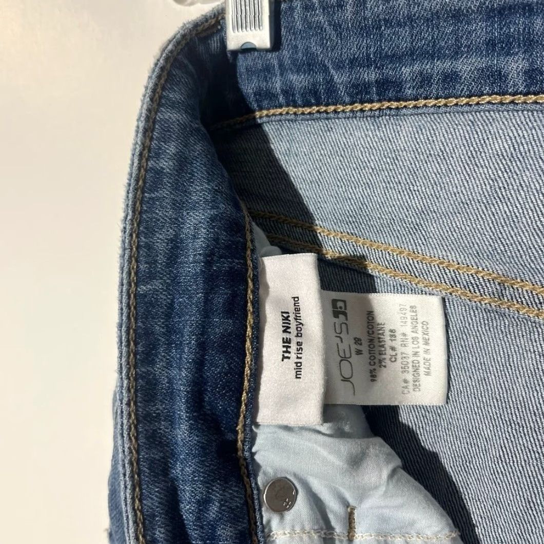 Vintage Joe's Jeans The Niki Mid Rise Boyfriend Distressed Raw Hem Blue Denim W29 M36 Jeans Women 5-Pocket Size 29" - 3 Thumbnail