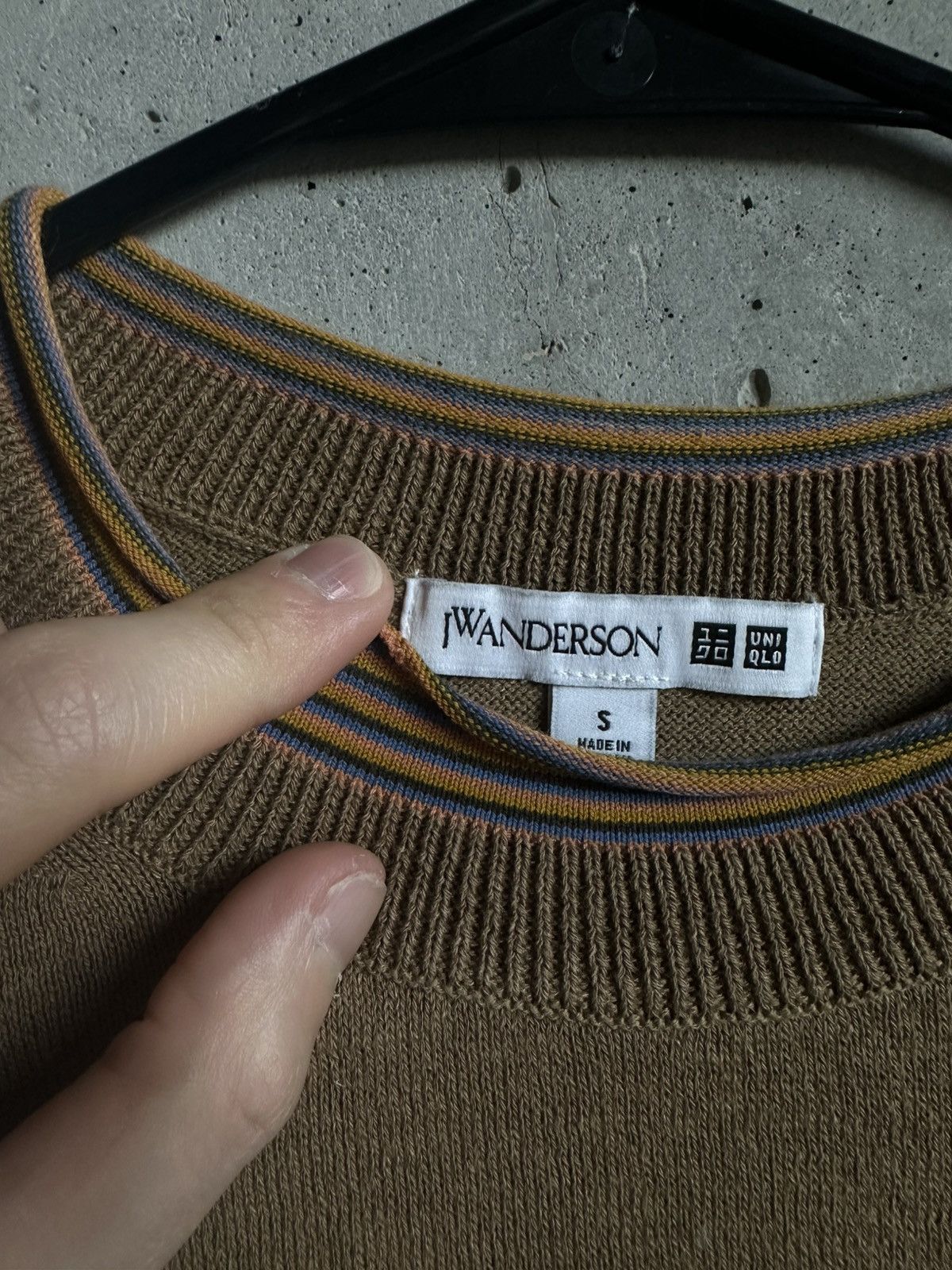 JW Anderson × Uniqlo JW Anderson x Uniqlo Knit T-shirt with Collar Detail Size US S / EU 44-46 / 1 - 1 Thumbnail