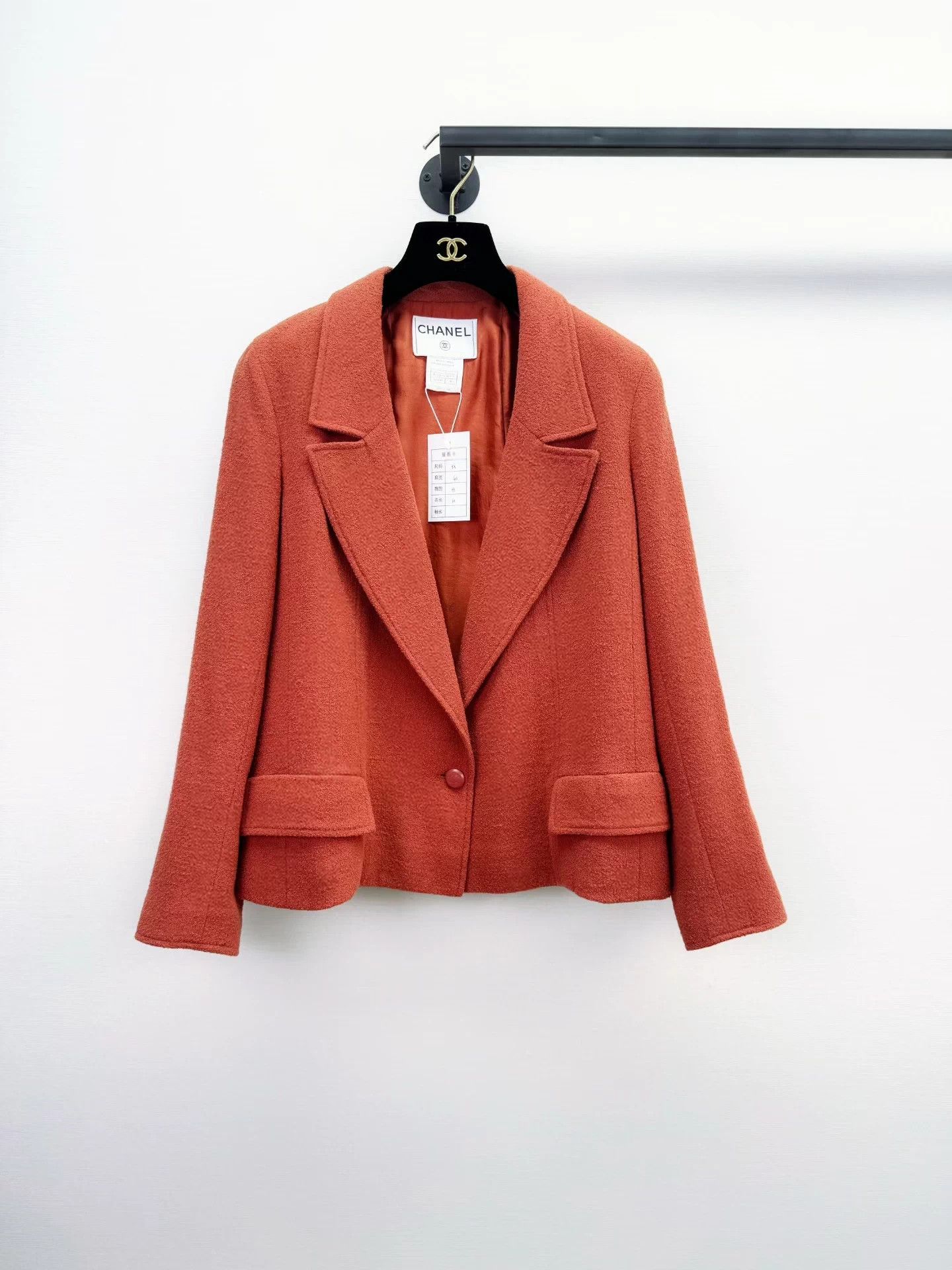 Chanel Chanel Wool Coat 38 Authentic 2 Wears Size S / US 4 / IT 40 - 1 Thumbnail