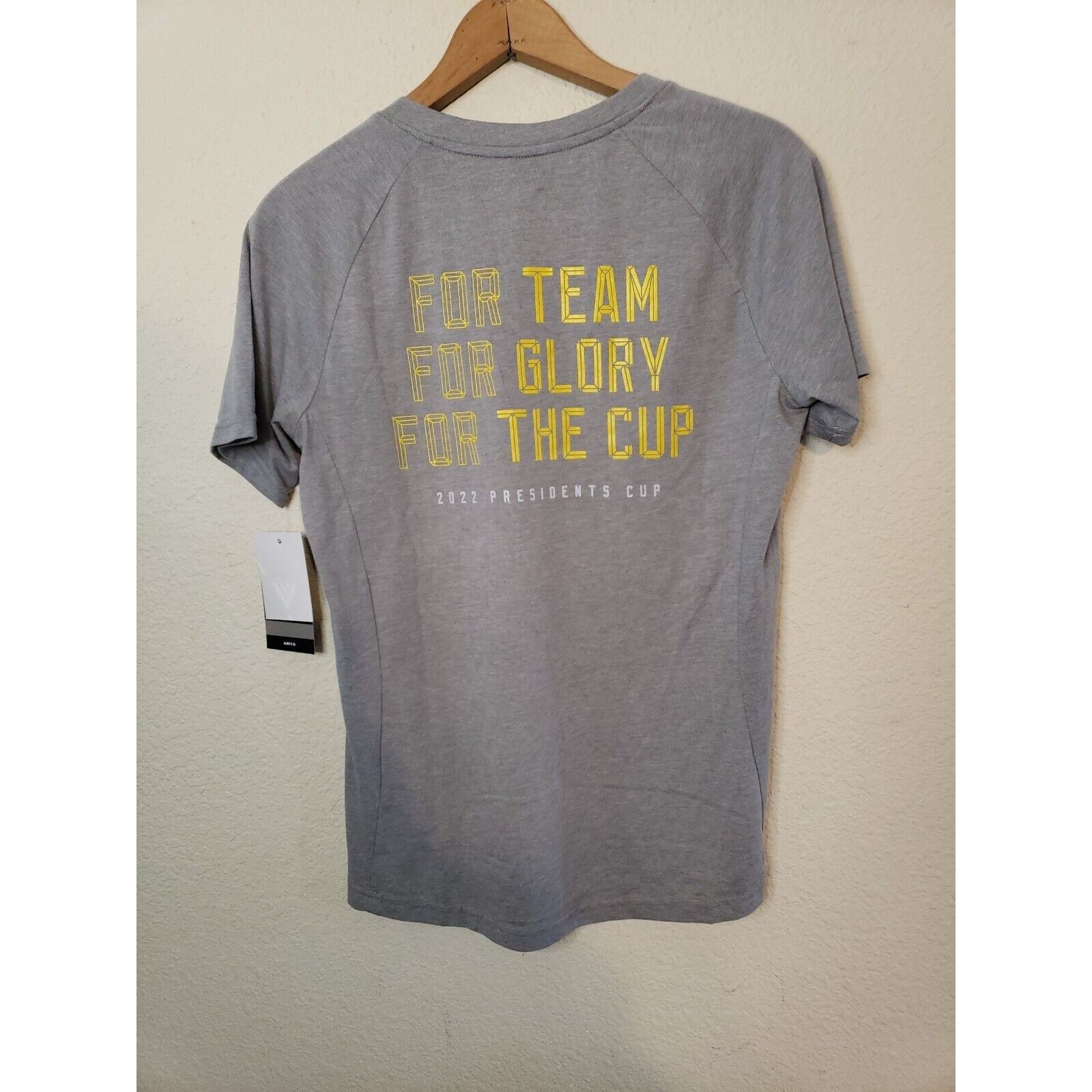 Other 2022 PRESIDENTS CUP QUAIL HOLLOW GOLF SHIRT WOMENS MEDIUM Size M / US 6-8 / IT 42-44 - 8 Thumbnail
