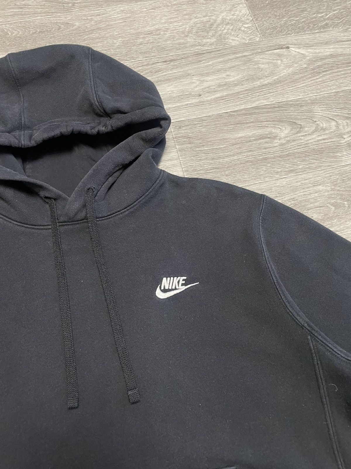 Nike Vintage Nike Black Basic Hoodie Y2K Size US S / EU 44-46 / 1 - 6 Thumbnail