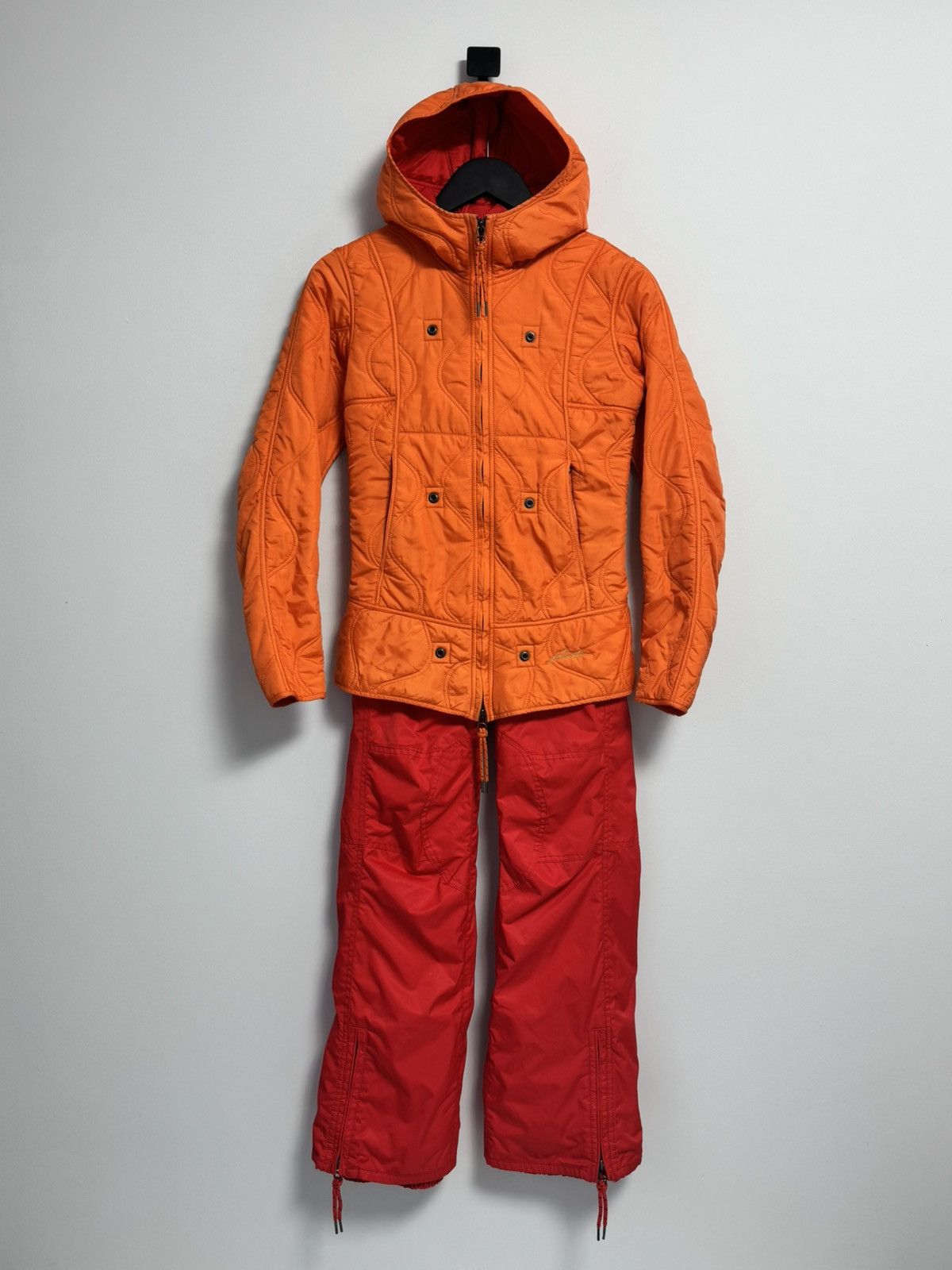 JET SET Jet Set Designer Ski Suit Women’s High-End Style Size 0 Size XS / US 0-2 / IT 36-38 - 1 Thumbnail