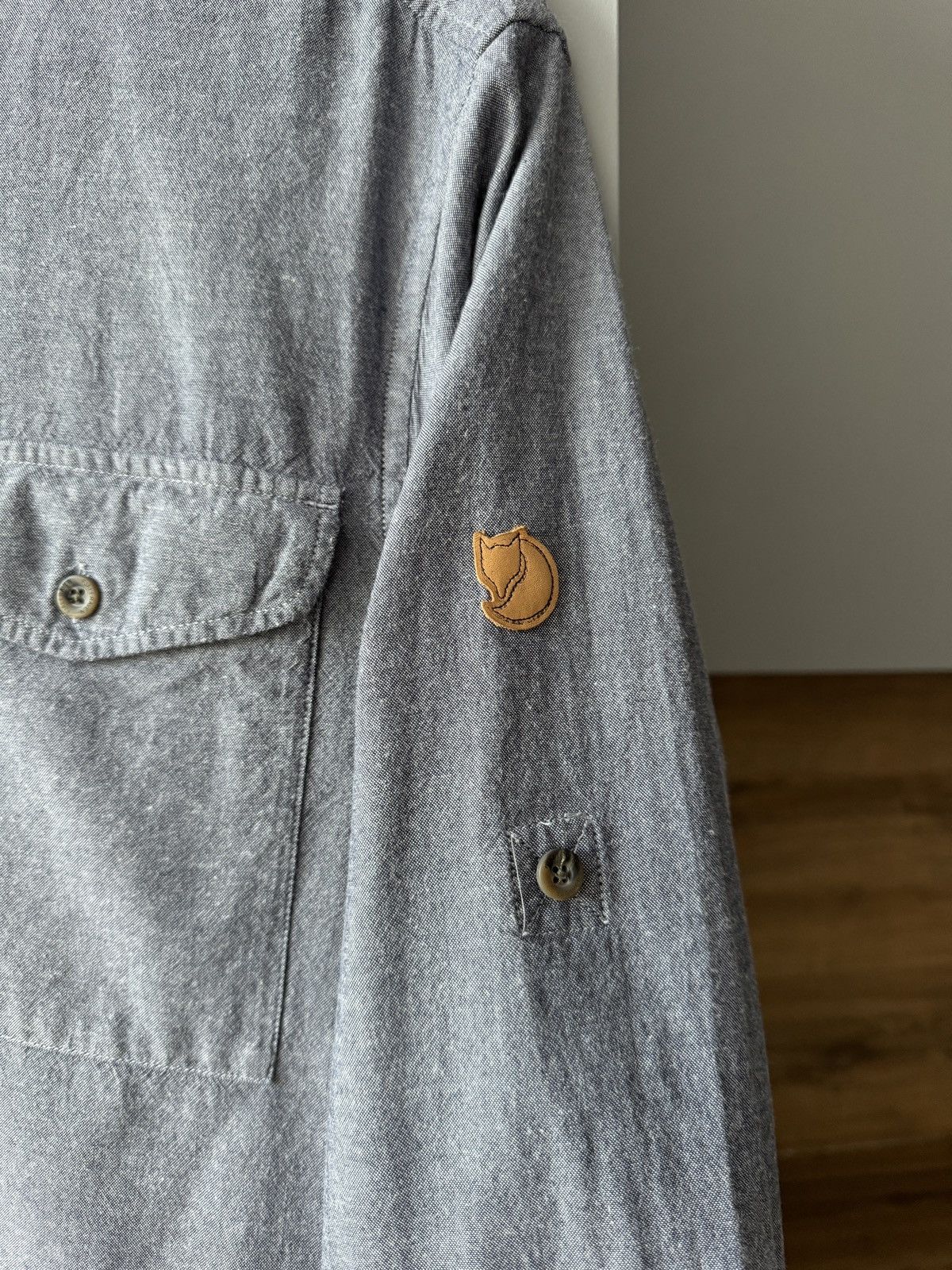 Fjallraven Fjallraven Ovik Chambray Button Up Shirt Outdoor Life Size US L / EU 52-54 / 3 - 2 Thumbnail