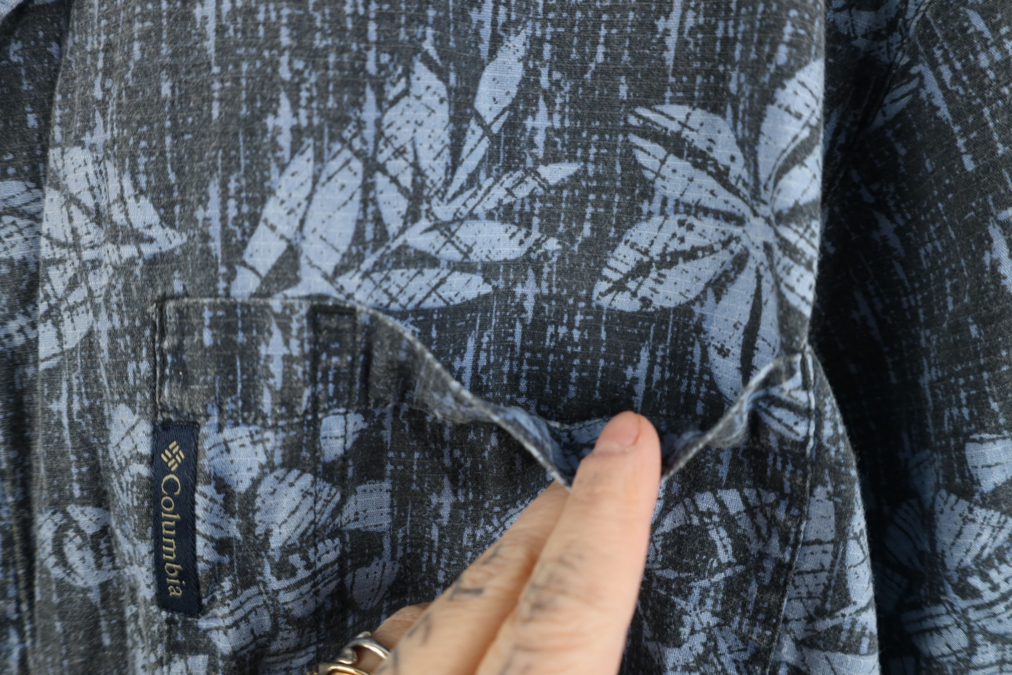 Columbia Vintage 90s Columbia Flower Hawaiian Collared Button Shirt Size US L / EU 52-54 / 3 - 5 Thumbnail