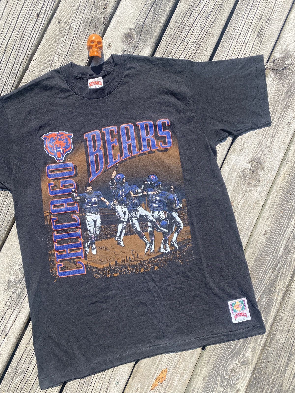 Nutmeg × Vintage 90s Chicago Bears football big print shirt sz XL Size US XL / EU 56 / 4 - 1 Thumbnail
