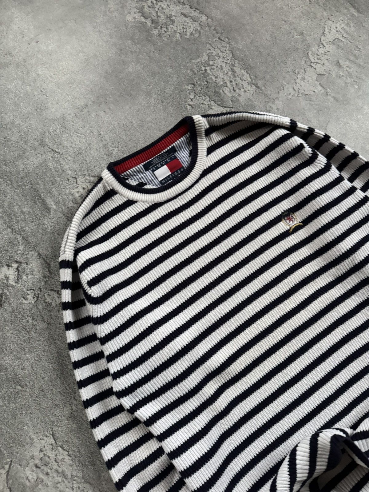 Tommy Hilfiger Tommy Hilfiger vintage striped sweater jumper pullover knit Size US S / EU 44-46 / 1 - 2 Thumbnail