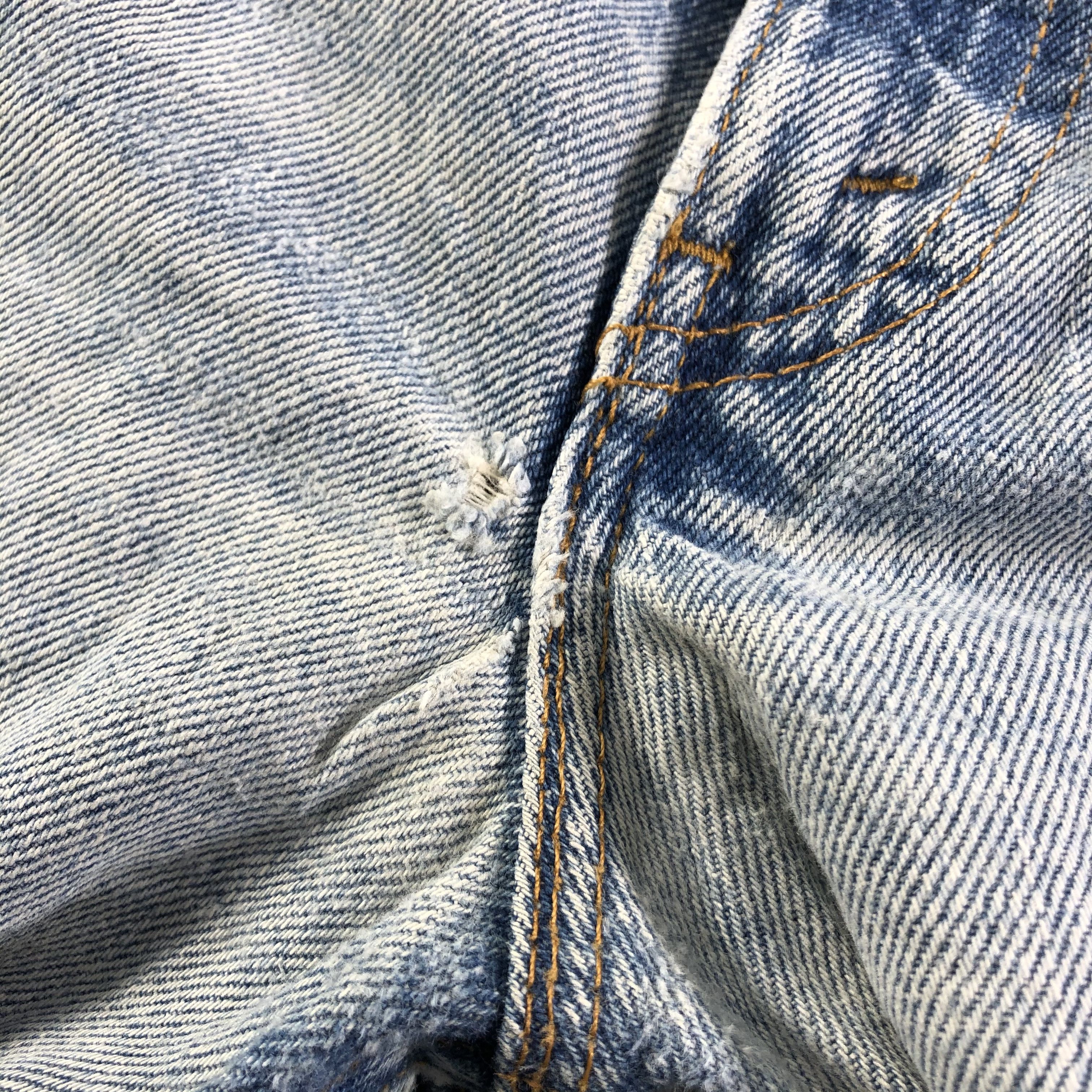 Levi's Vintage Levis 550 Jeans-J3335 Size US 35 - 12 Thumbnail