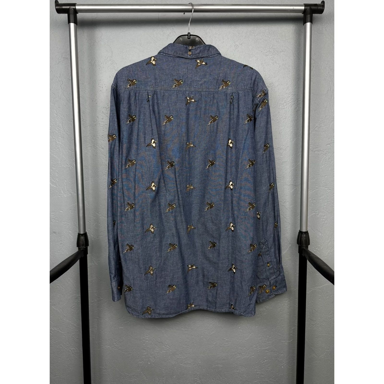 Barbour Barbour Shirt Denim Long Sleeve Mens XL Blue Cotton Button-Up Size US XL / EU 56 / 4 - 6 Thumbnail