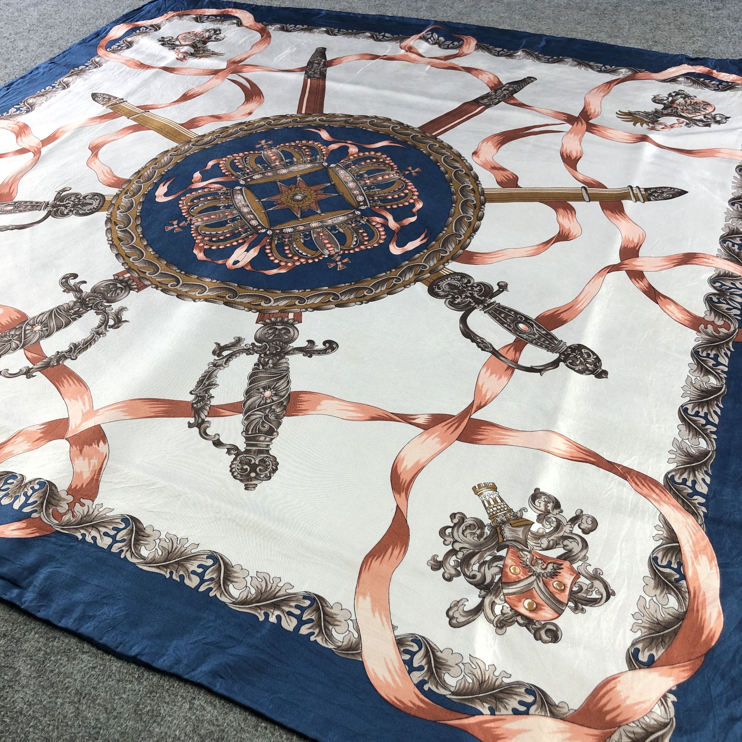 Vintage Vintage Luxury Baroque Hand Rolled Silk Scarf M1358 Size ONE SIZE - 3 Thumbnail