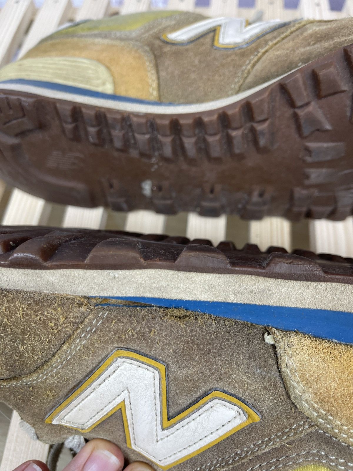 New Balance New balance vintage thrashed used worn distressed sneakers Size US 8.5 / EU 41-42 - 10 Thumbnail