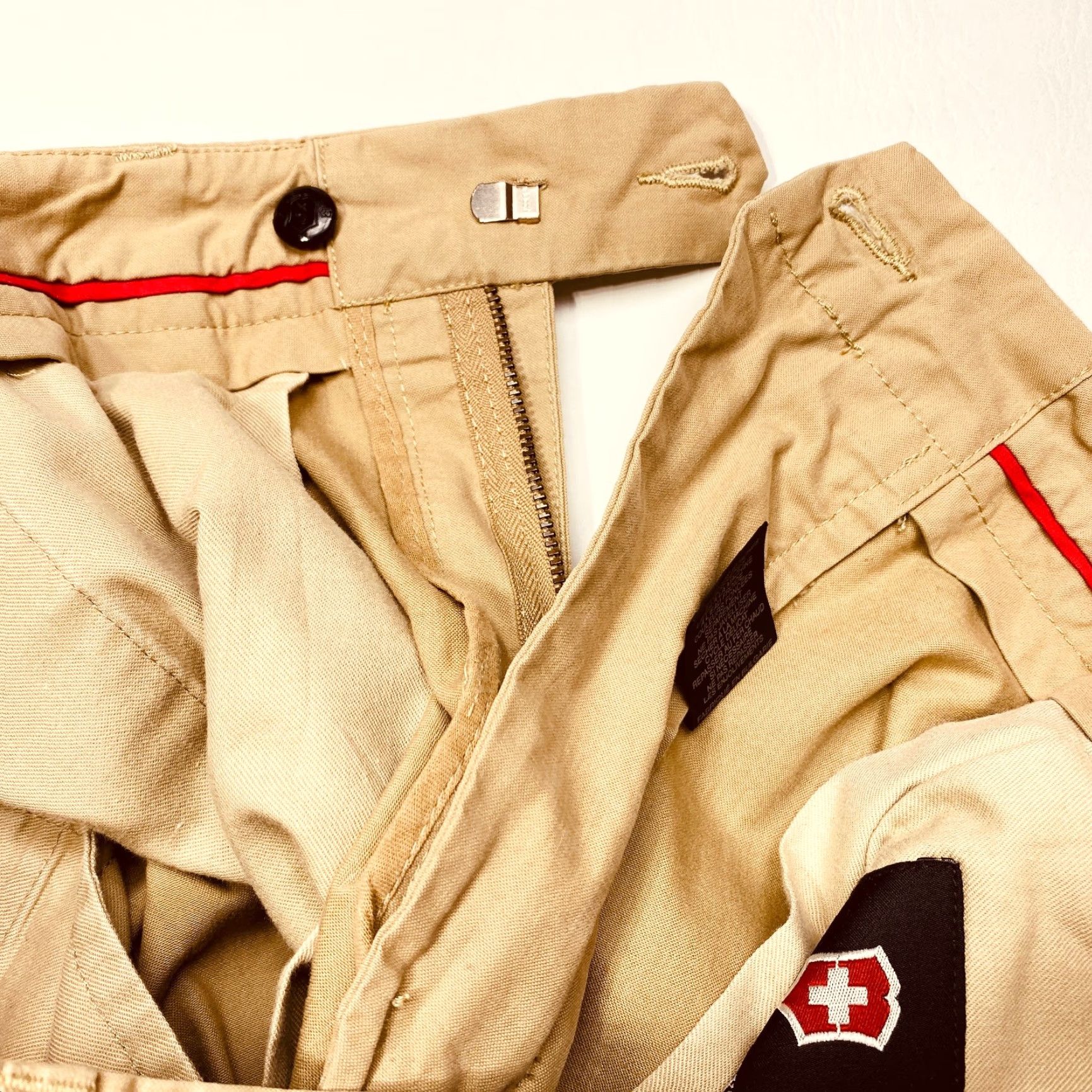 Victorinox VICTORINOX Pants Mens 34x32 Beige Poplin Khaki Pleated Adjustable Waist Outdoor Size US 34 / EU 50 - 7 Thumbnail