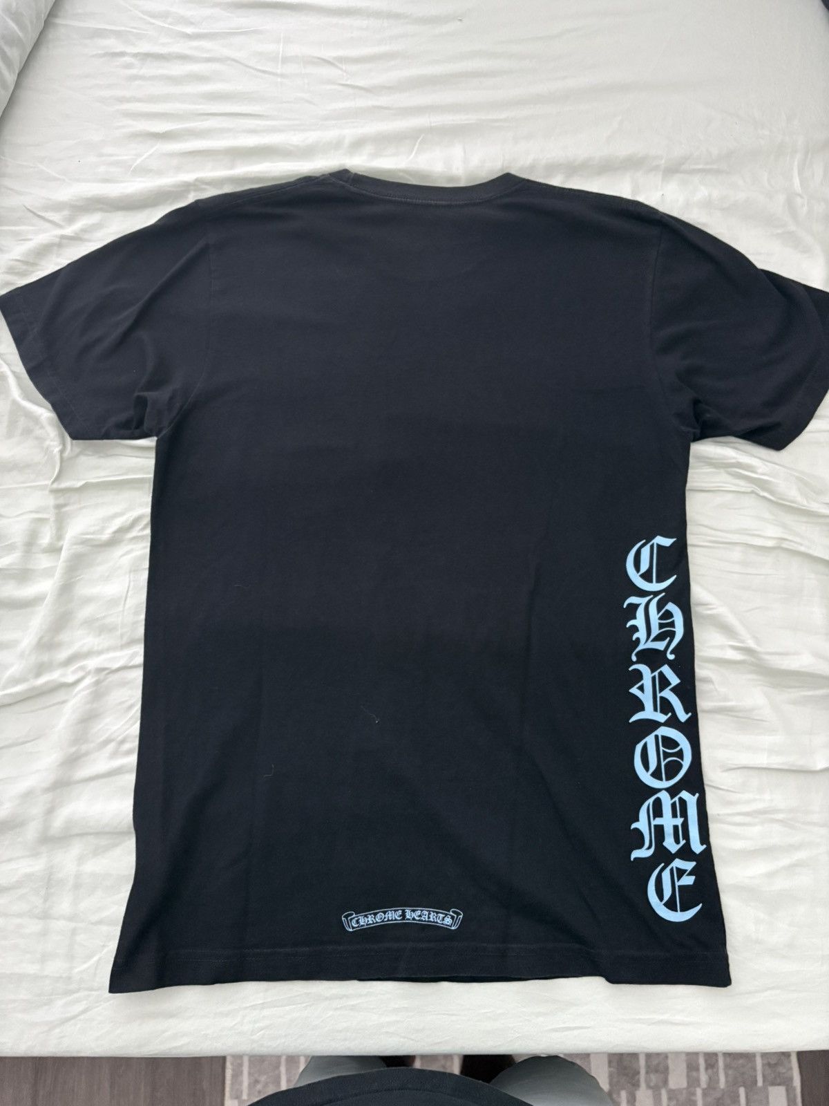 Chrome Hearts Chrome Hearts Blue Script Neck Logo Tee Size US M / EU 48-50 / 2 - 2 Thumbnail