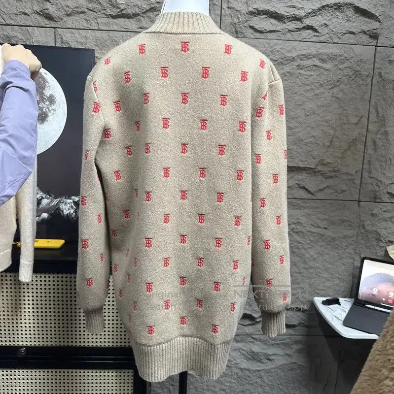 Burberry Burberry Khaki Wool Ladies Cardigan. Size S / US 4 / IT 40 - 2 Thumbnail