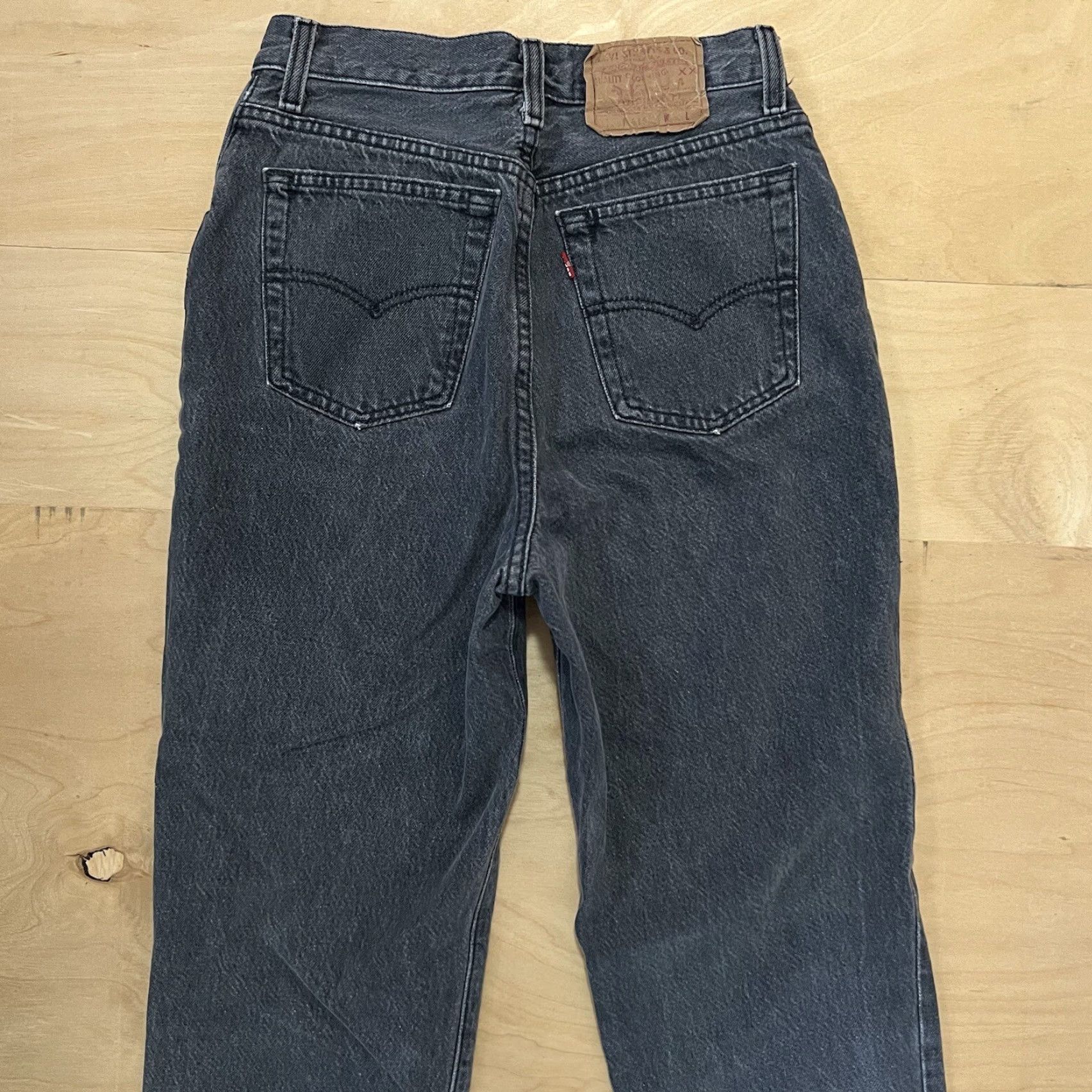 Levi's VINTAGE Levi's 501 Jeans 26x30 Black Womens Jeans 501 80s Size 26" / US 2 / IT 38 - 7 Thumbnail