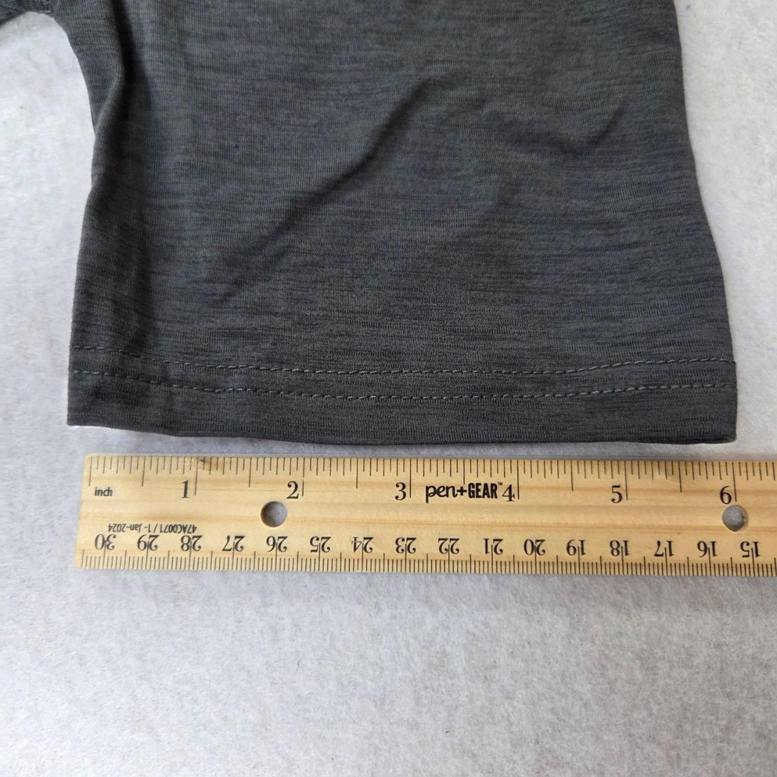 Other NWT Motion Timber Edge Tee Men's Small Grey - FLAWED Size US S / EU 44-46 / 1 - 11 Thumbnail