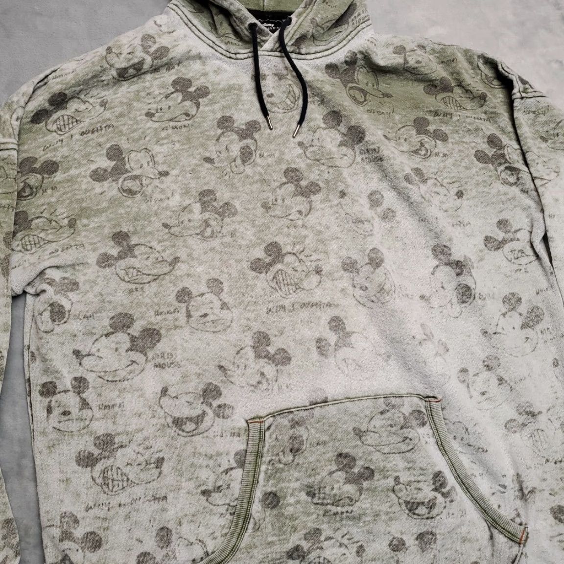 Disney Disney Artist Series Hoodie Mens XL Faded Green Burnout MM Script Bret Iwan Size US XL / EU 56 / 4 - 5 Thumbnail