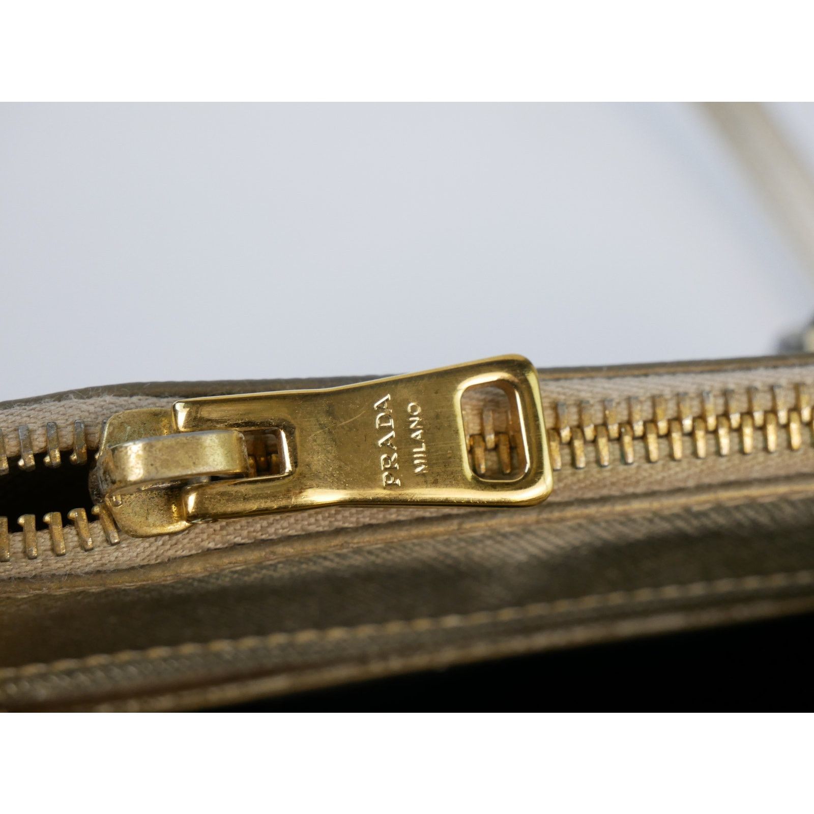 Prada Prada Gold Lux Galleria Tote Size ONE SIZE - 12 Thumbnail