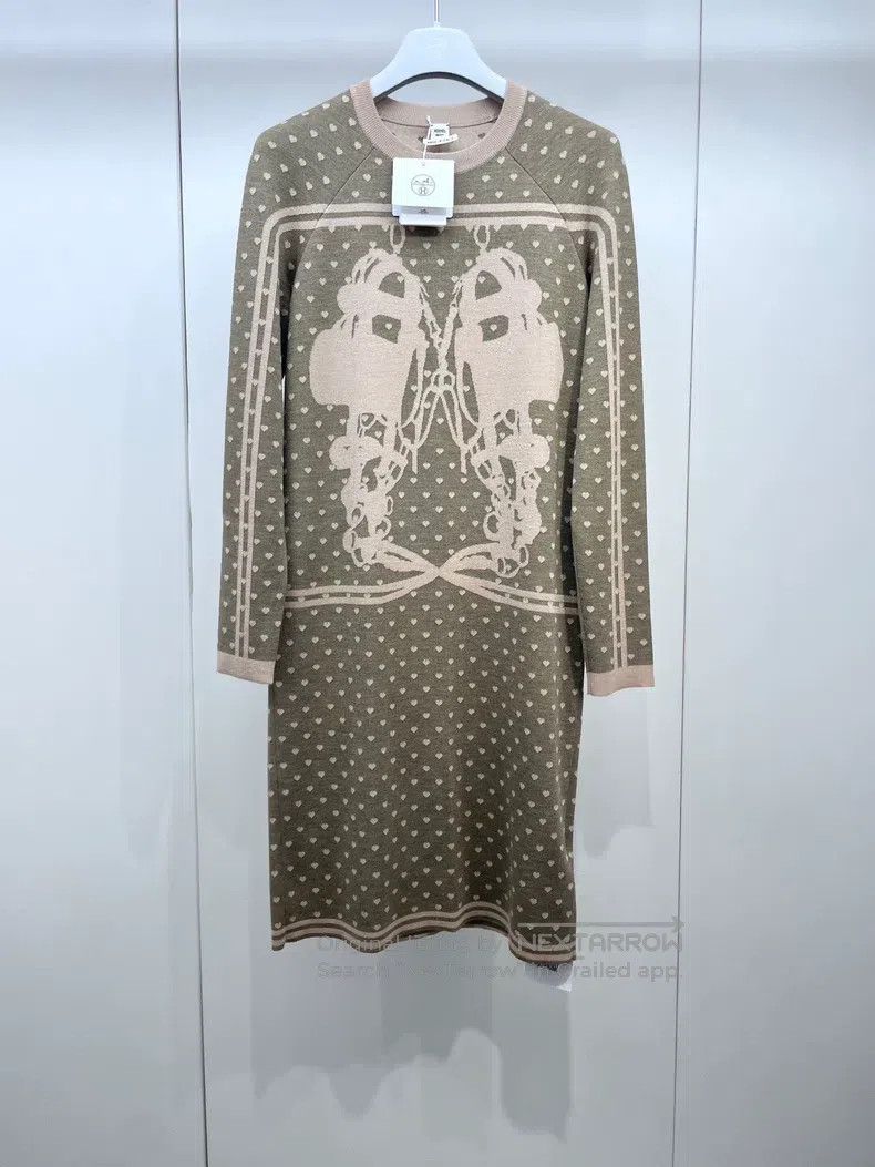 Hermes Hermes Jacquard heart knit cashmere dress Size XXS / US 00 / IT 34 - 1 Thumbnail
