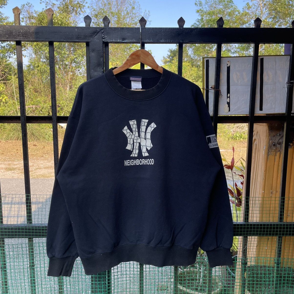 Neighborhood 🔥Vintage 90s Neighborhood OG Logo Boxy Distress Sweatshirts Size US L / EU 52-54 / 3 - 1 Thumbnail