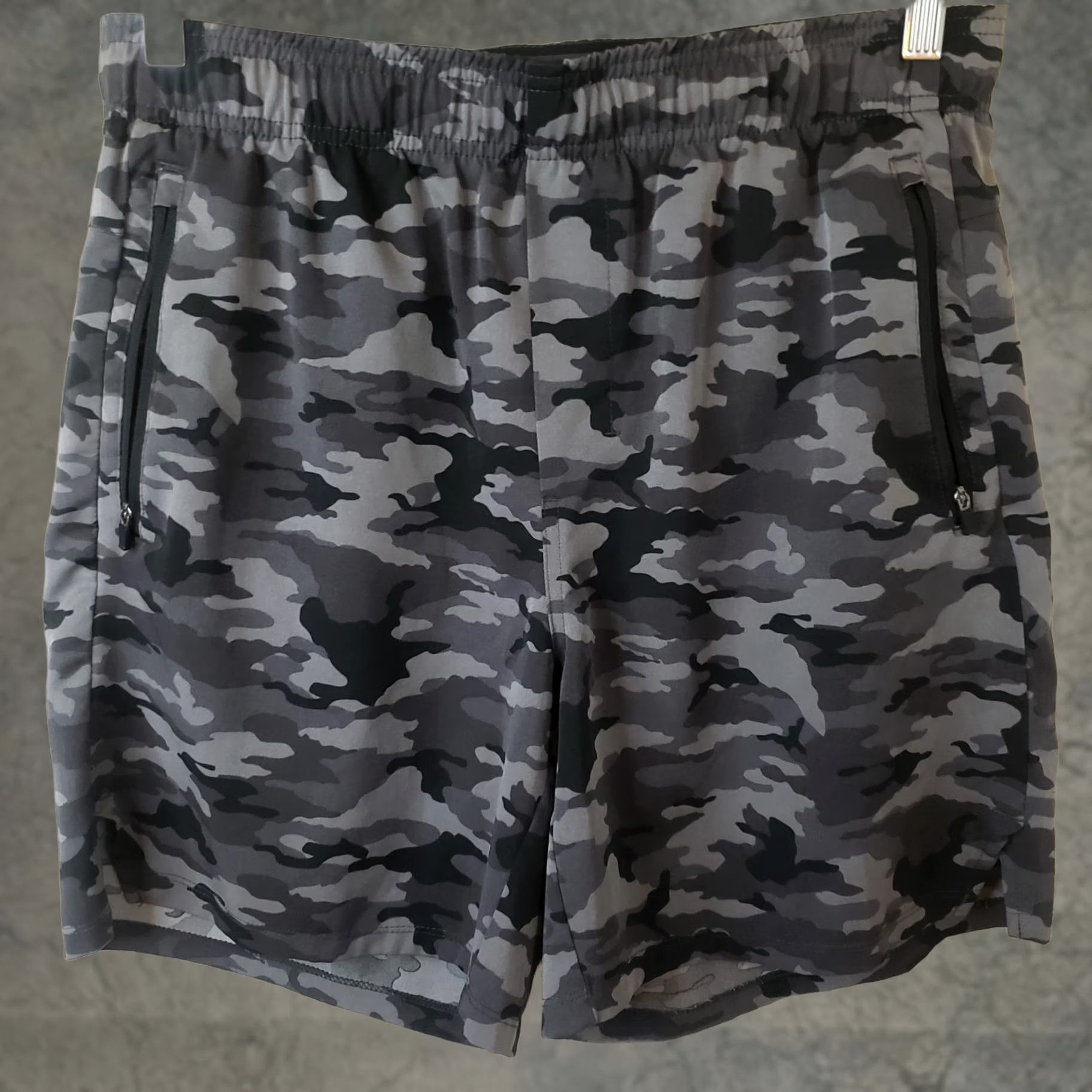 Vintage 90 Degree By Reflex Black Camo Stretch Athletic Running Shorts Mens M Size US 31 - 1 Thumbnail