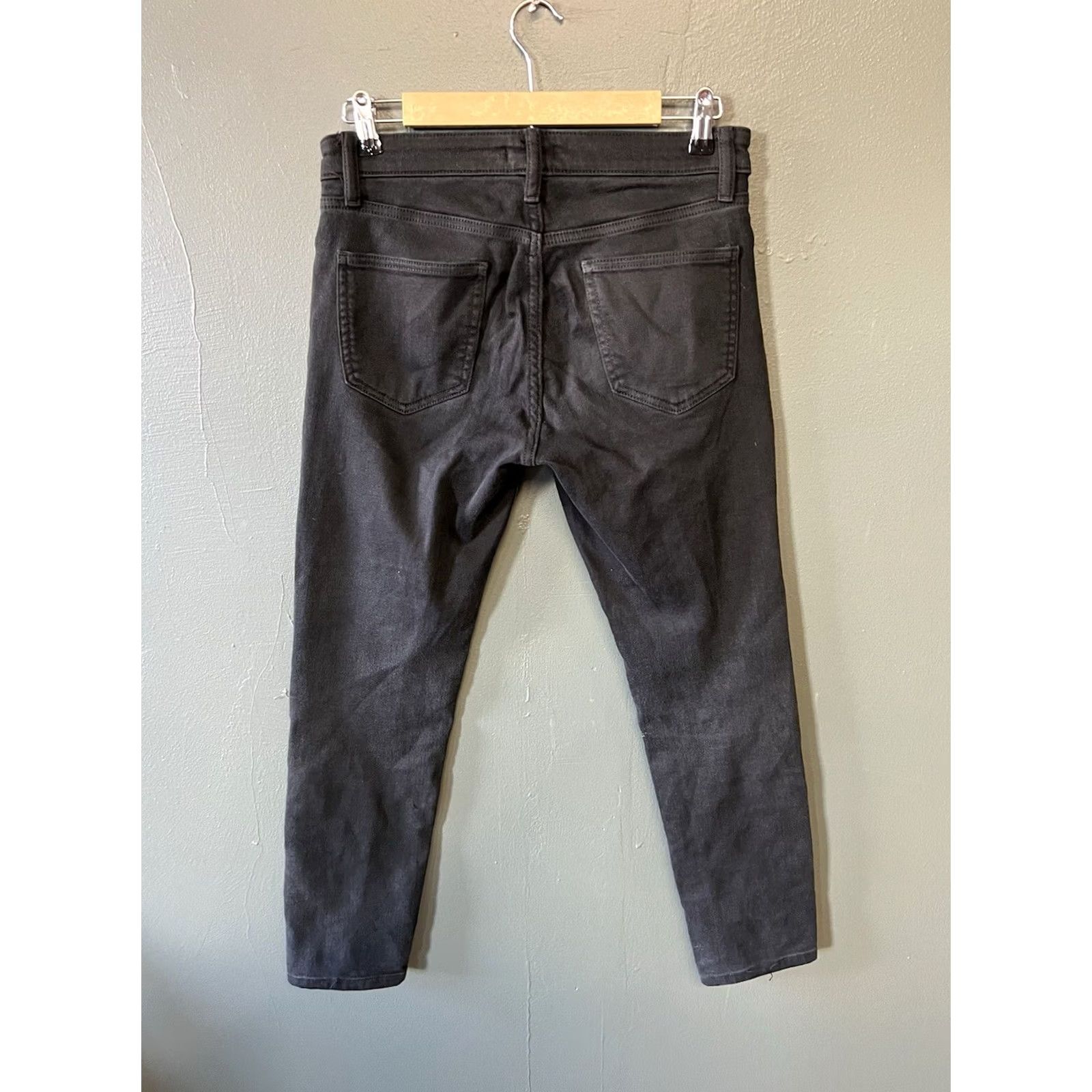Uniqlo Uniqlo Jeans Men Black Denim Straight Leg 34x31 Regular Inseam 31 Size 34 Color Black Style Straight Junior? Mens Size US 34 / EU 50 - 2 Thumbnail