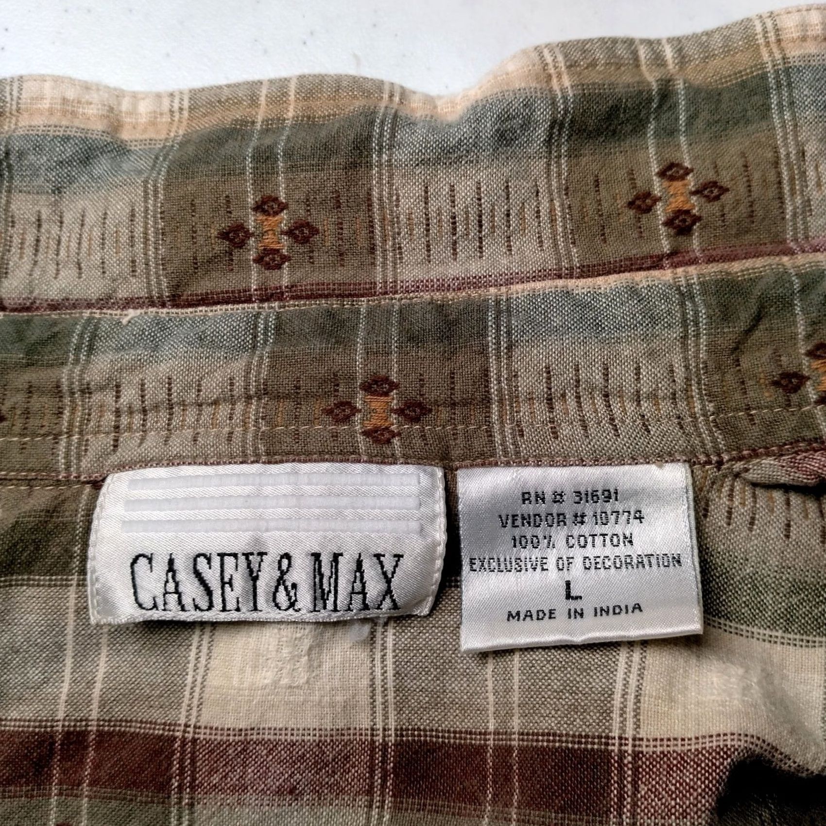Vintage VINTAGE Casey & Max Blouse Women L Brown Plaid Embroidered Leaves Fall Autumn Leaf Casual Shirt Mens Womens Girls Boys Size L / US 10 / IT 46 - 7 Thumbnail