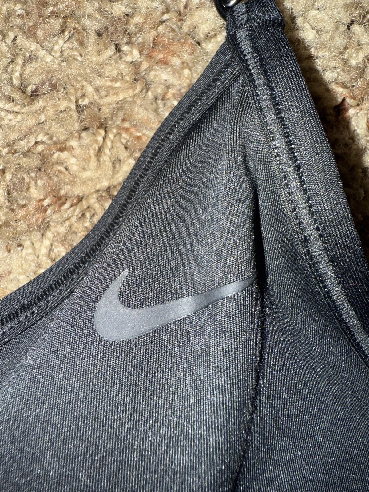 Nike Nike Indy Women's Light-Support Padded V-Neck Sports Bra Size ONE SIZE - 4 Thumbnail