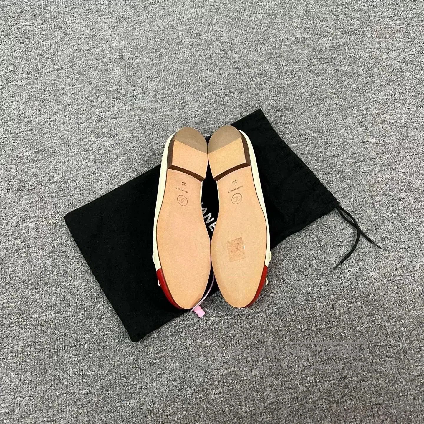 Chanel Chanel Spliced Bow Ballet Flats. Size US 4 / IT 34 - 3 Thumbnail