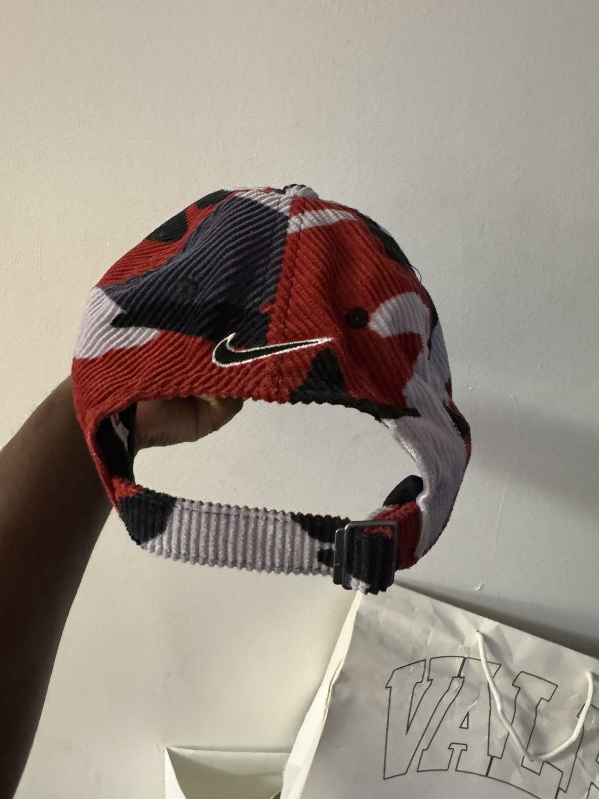 Nike × Supreme Supreme Nike Arc Corduroy 6-Panel Size ONE SIZE - 2 Thumbnail