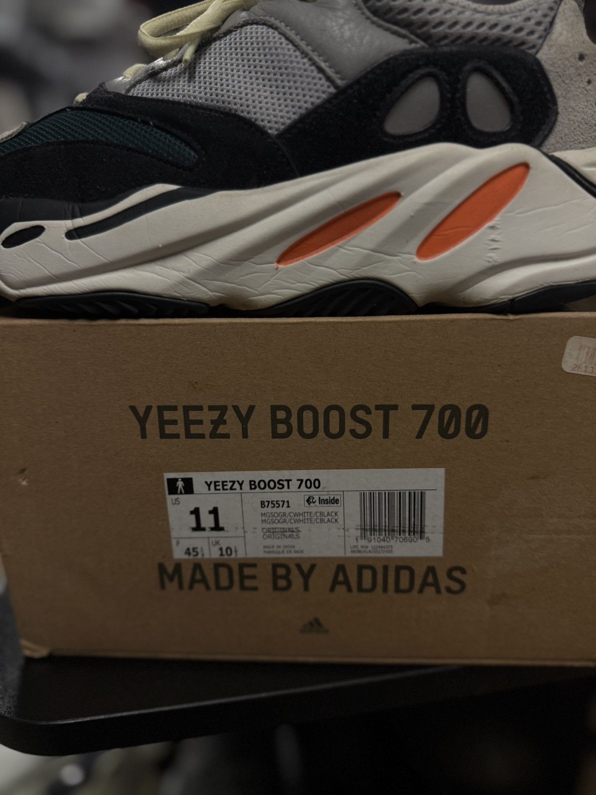 Adidas × Yeezy Yeezy 700 Wave Runner Size 11 Pre Owned W BOX Size US 11 / EU 44 - 18 Thumbnail