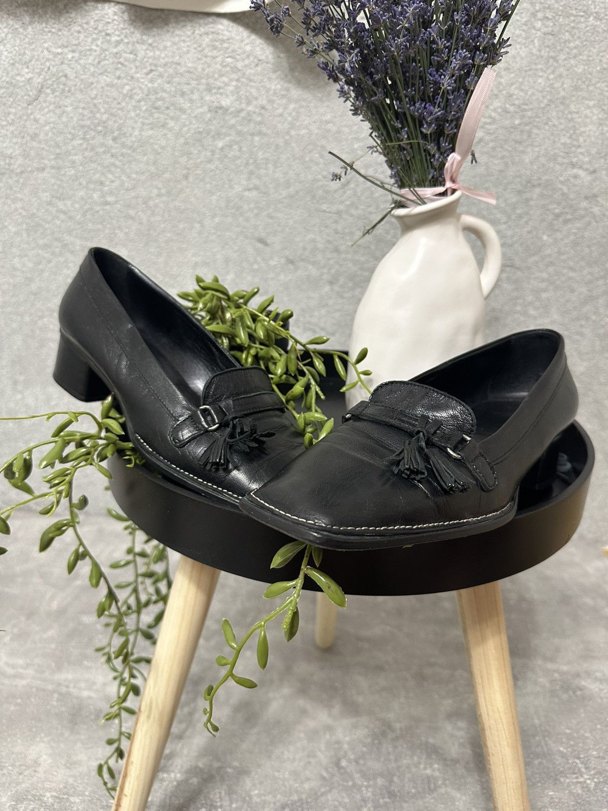 Other Vintage Black Leather Loafers with Tassels – Square Toe Size US 10 / IT 40 - 3 Thumbnail