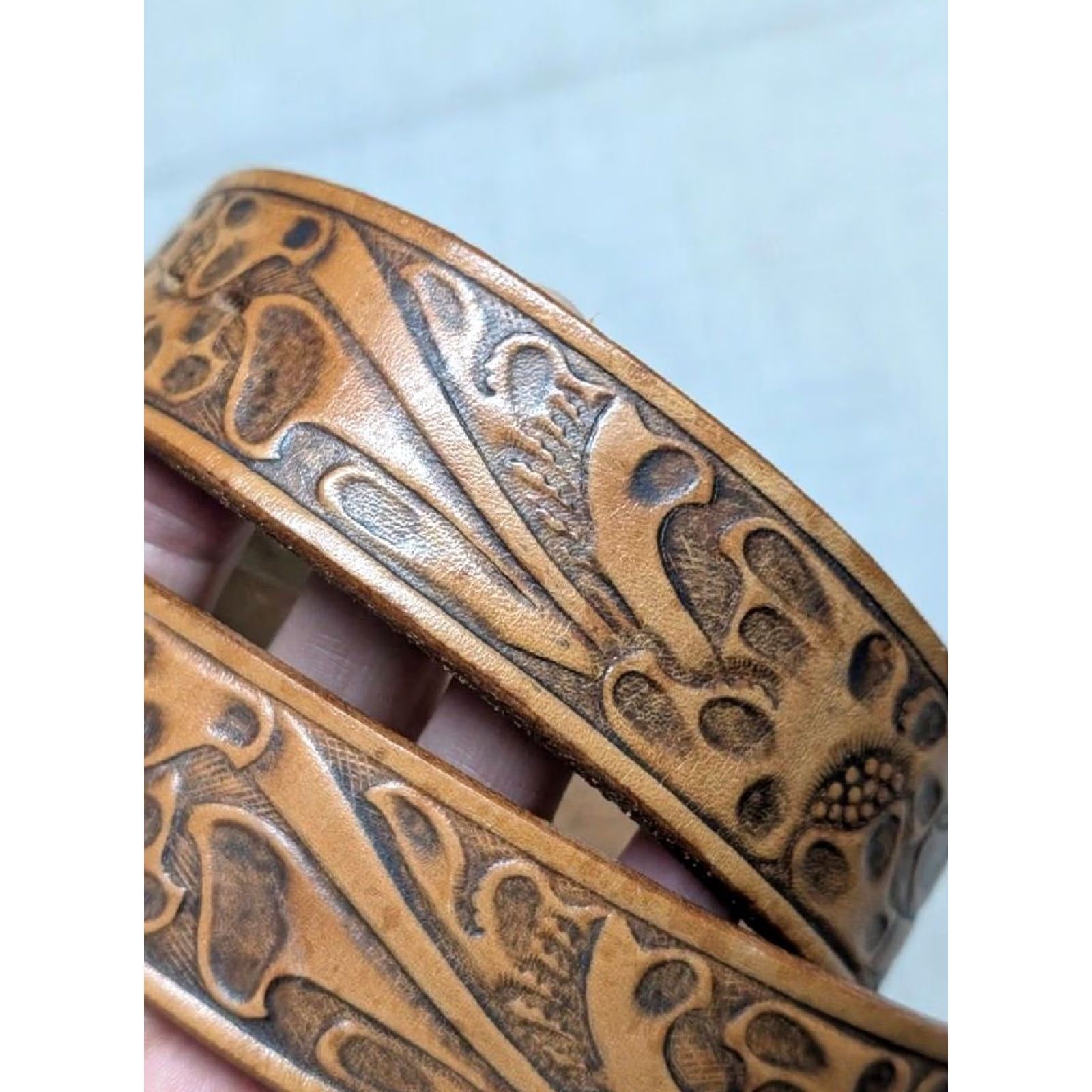 Vintage VINTAGE western belt belt 30 brown tooled cowhide leather floral buckled buckle western Mens Size 30 - 3 Thumbnail