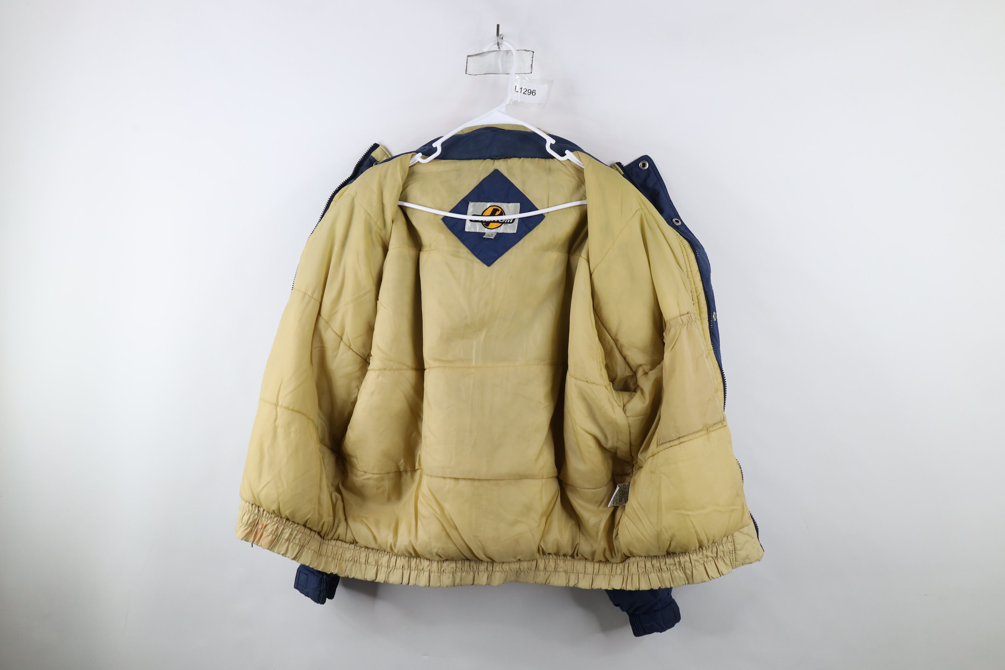 Vintage Vintage 90s Notre Dame University Hooded Puffer Jacket Size US L / EU 52-54 / 3 - 9 Thumbnail