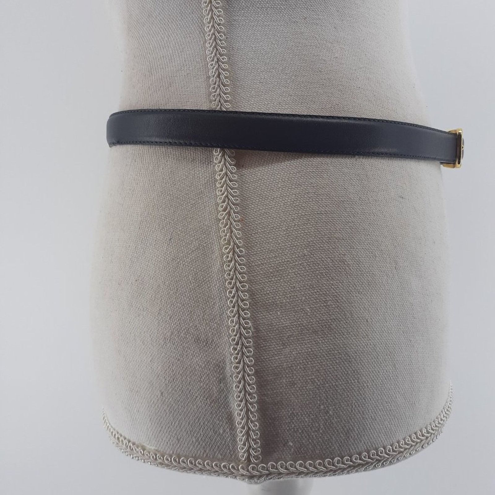 Other Liz Claiborne Accessories Gray Skinny Full Grain Aniline L Size ONE SIZE - 12 Thumbnail
