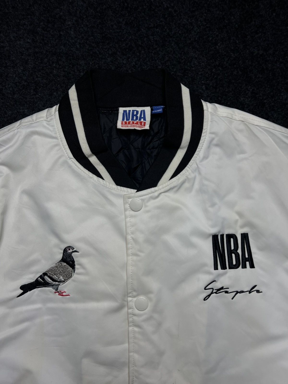 NBA VTG NBA X STAPLES ALL TEAMS FULL VERSITY BOMBER JACKET 2XL Size US XL / EU 56 / 4 - 3 Thumbnail