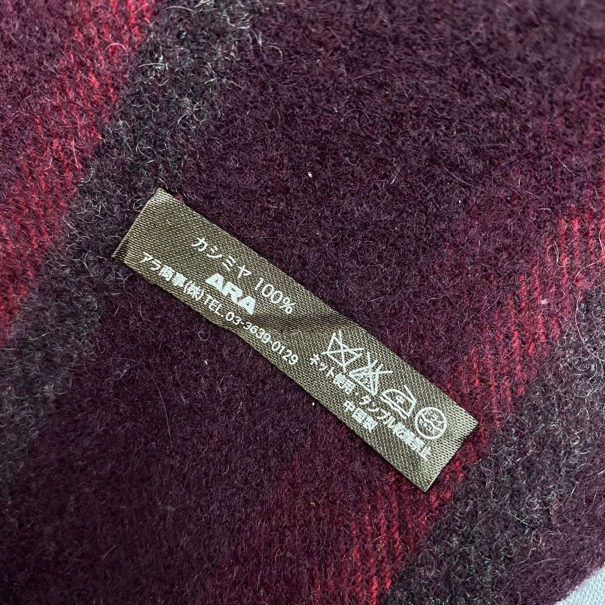 Calvin Klein Vintage Calvin Klein Scarf Muffler Wool Cashmere Scarves Size ONE SIZE - 5 Thumbnail